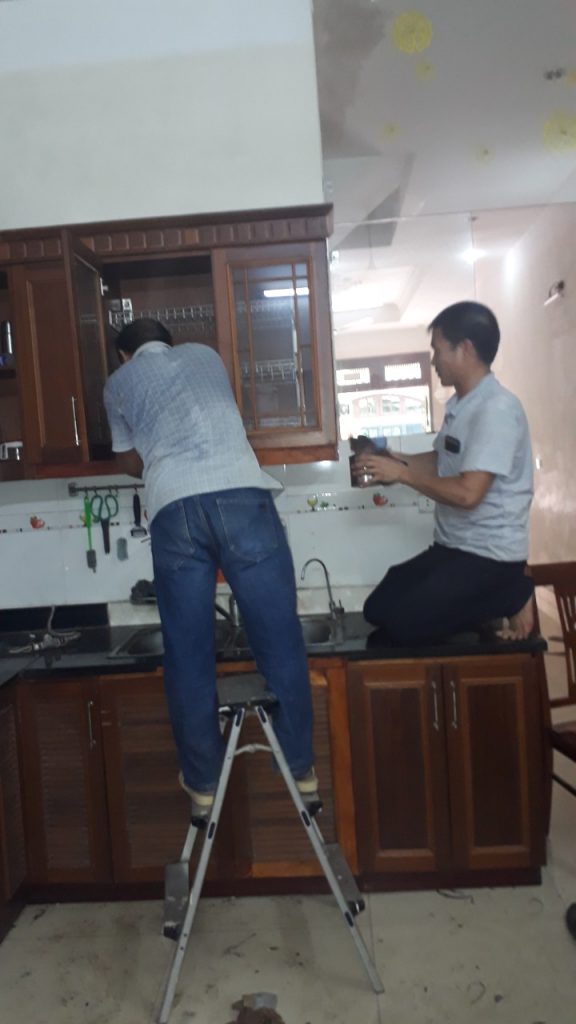 sửa chữa tủ bếp tại nhà ở hà nội 0912.709.771